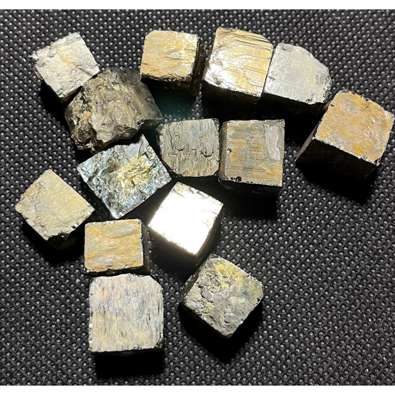 Cube de Pyrite petite/moyenne